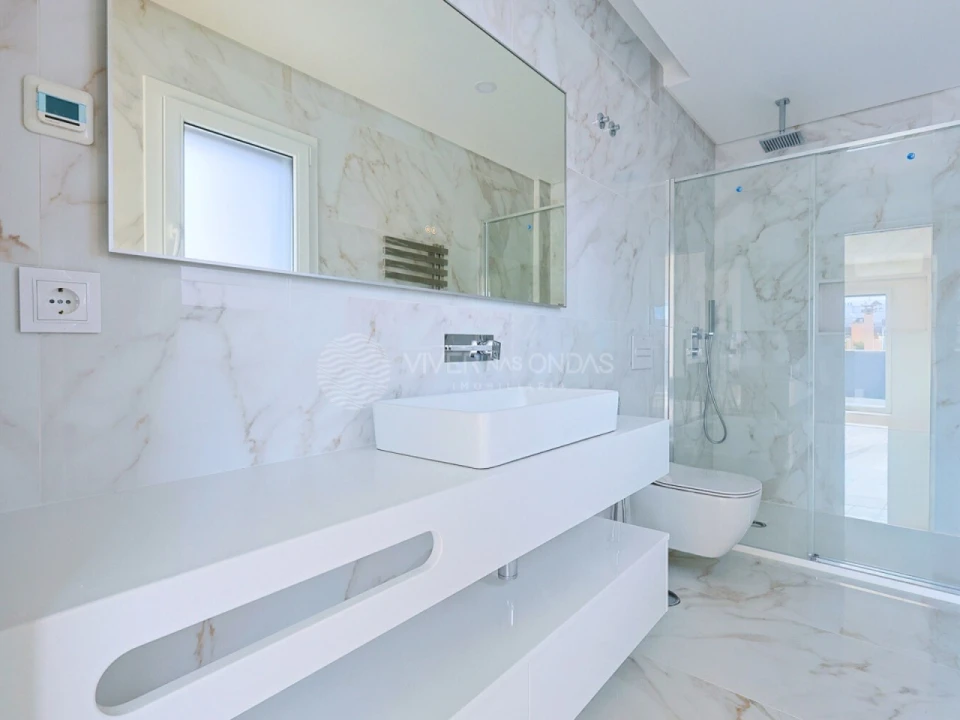 Apartamento T2 para Venda em Costa da Caparica Foto 15