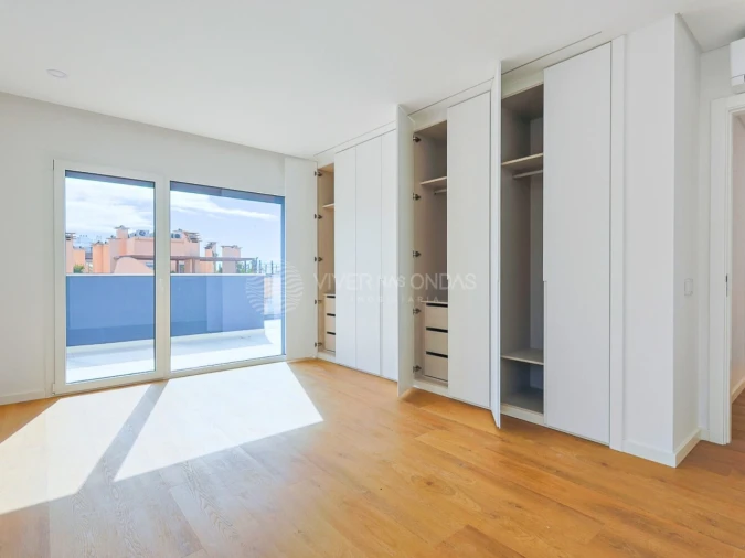 Apartamento T2 para Venda em Costa da Caparica Foto 12