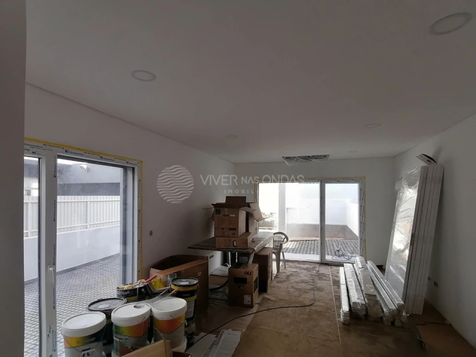 Moradia T2 para Venda em Seixal, Arrentela e Aldeia de Paio Pires Foto 2