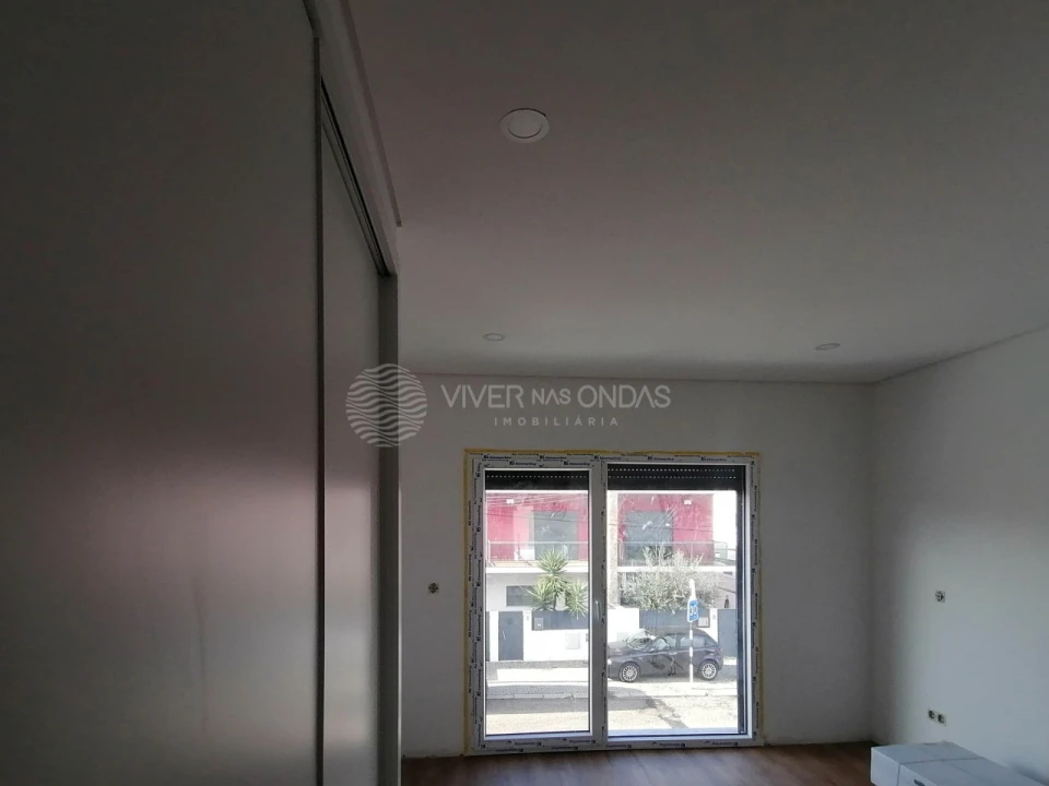 Moradia T2 para Venda em Seixal, Arrentela e Aldeia de Paio Pires Foto 11