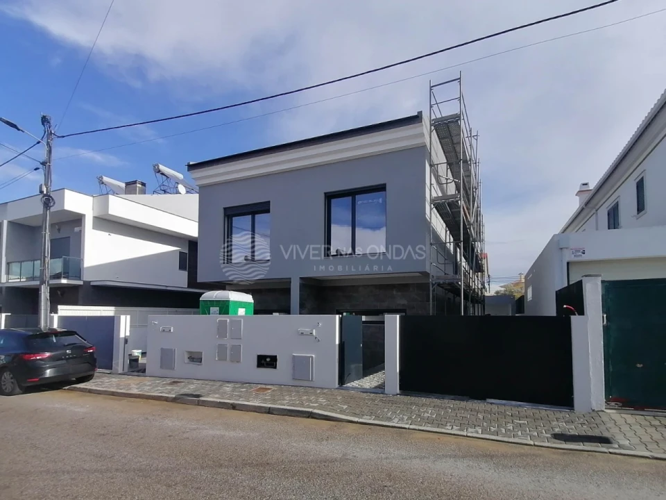 Moradia T2 para Venda em Seixal, Arrentela e Aldeia de Paio Pires Foto 35