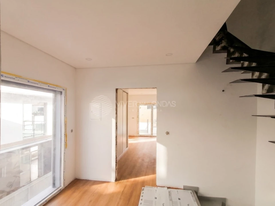 Moradia T2 para Venda em Seixal, Arrentela e Aldeia de Paio Pires Foto 21