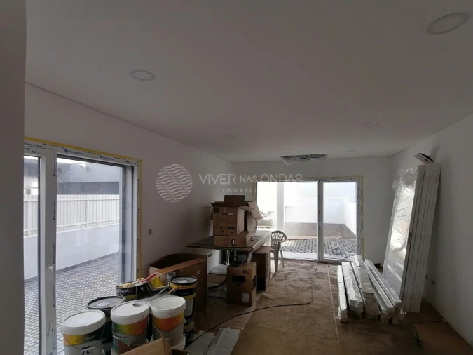 Moradia T2 para Venda em Seixal, Arrentela e Aldeia de Paio Pires Foto 2