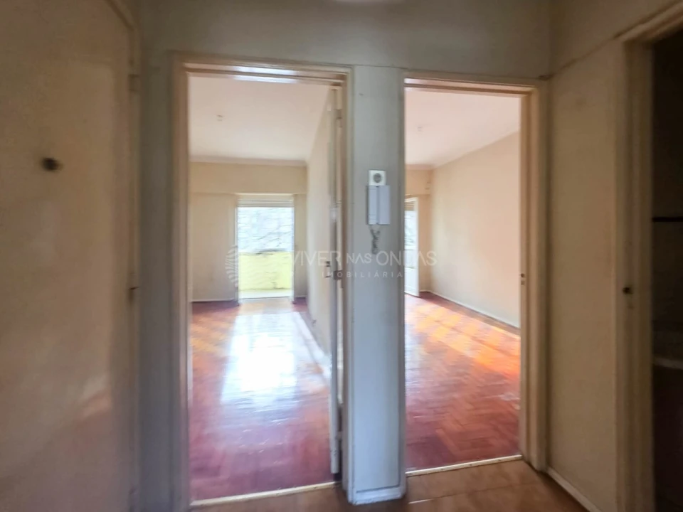 Apartamento T2 para Venda em Benfica Foto 7