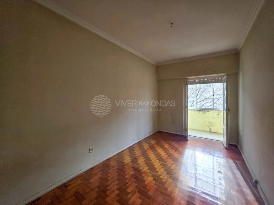 Apartamento T2 para Venda em Benfica Foto 11