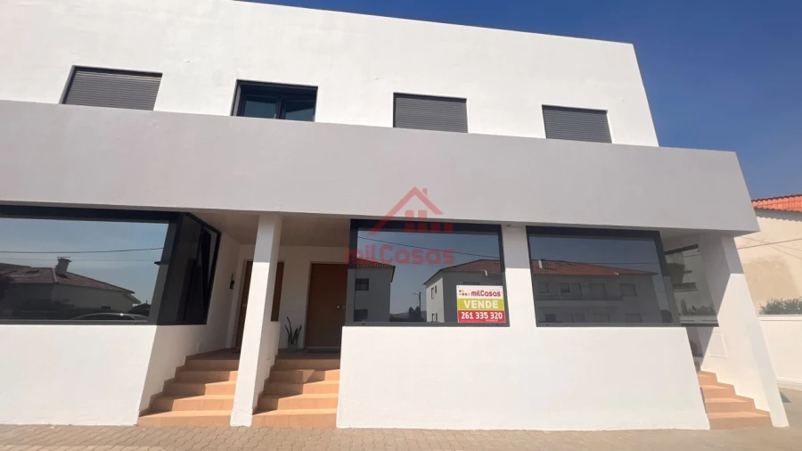 Moradia T3 para Venda em Lourinhã e Atalaia Foto 3