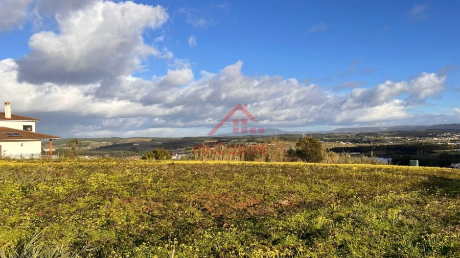 Moradia T3 para Venda em A dos Cunhados e Maceira Foto 12