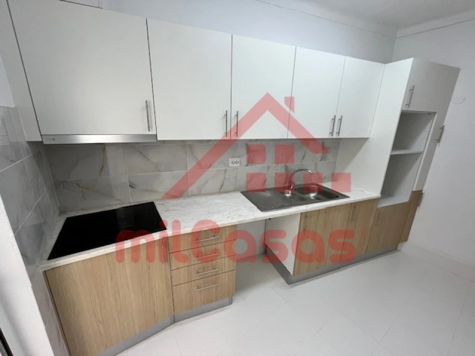 Apartamento T3 para Arrendamento em Ericeira Foto 1