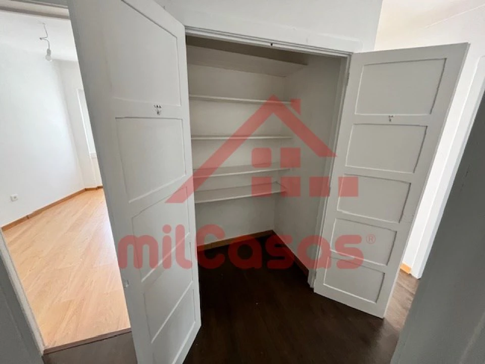 Apartamento T3 para Arrendamento em Ericeira Foto 15