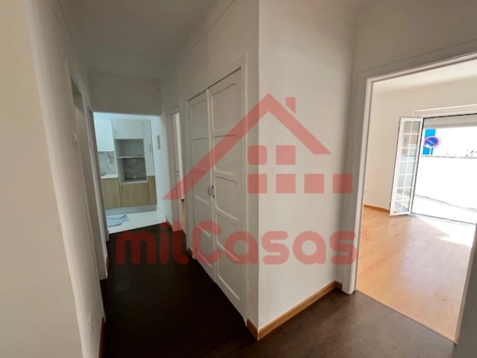 Apartamento T3 para Arrendamento em Ericeira Foto 5