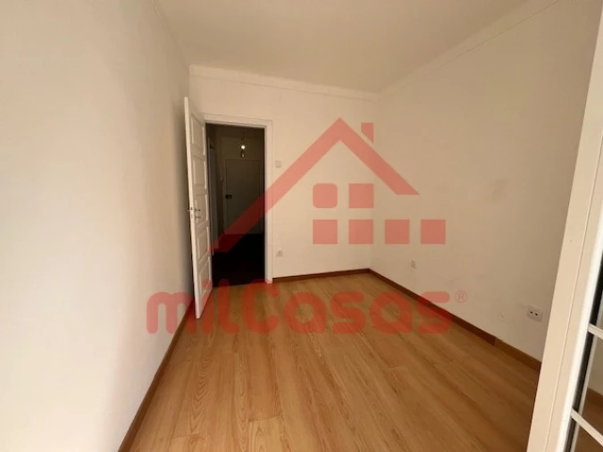 Apartamento T3 para Arrendamento em Ericeira Foto 11