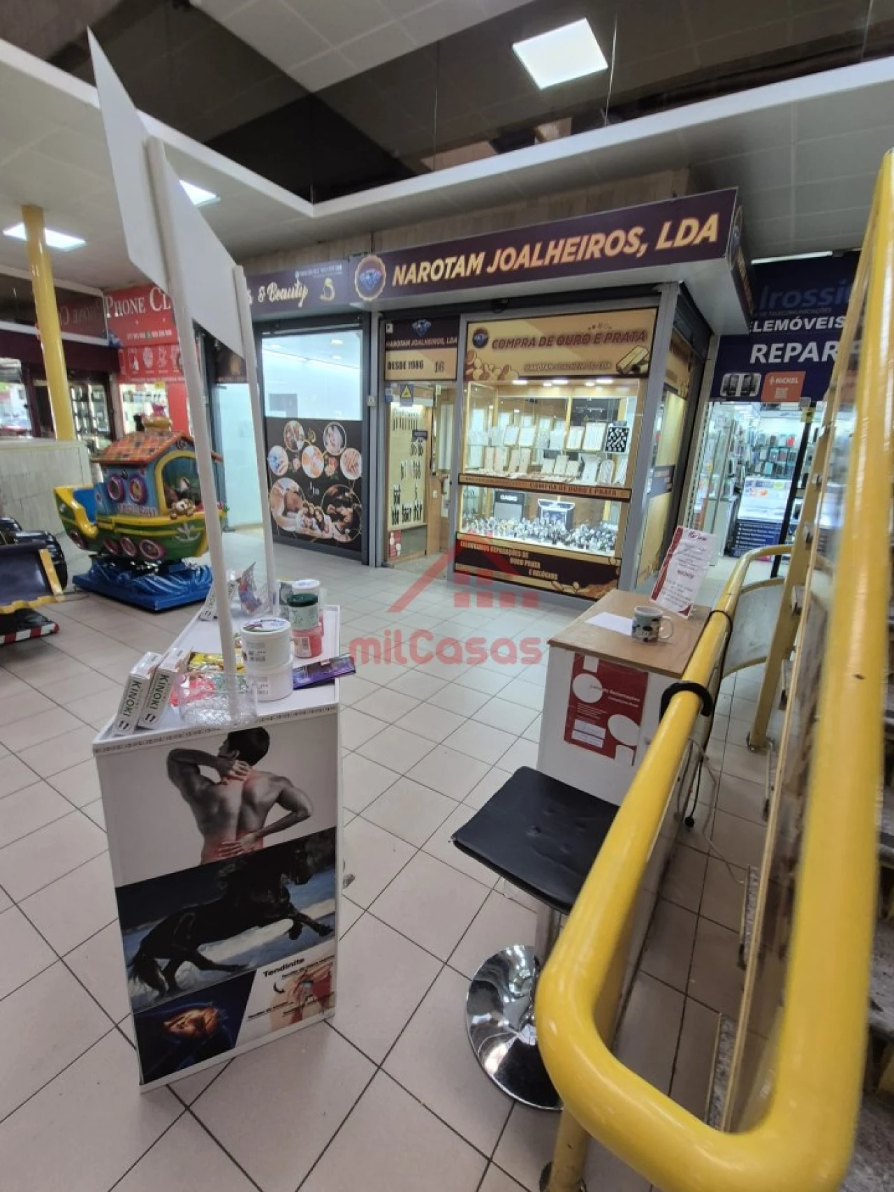 Loja para Arrendamento em Lumiar Foto 9