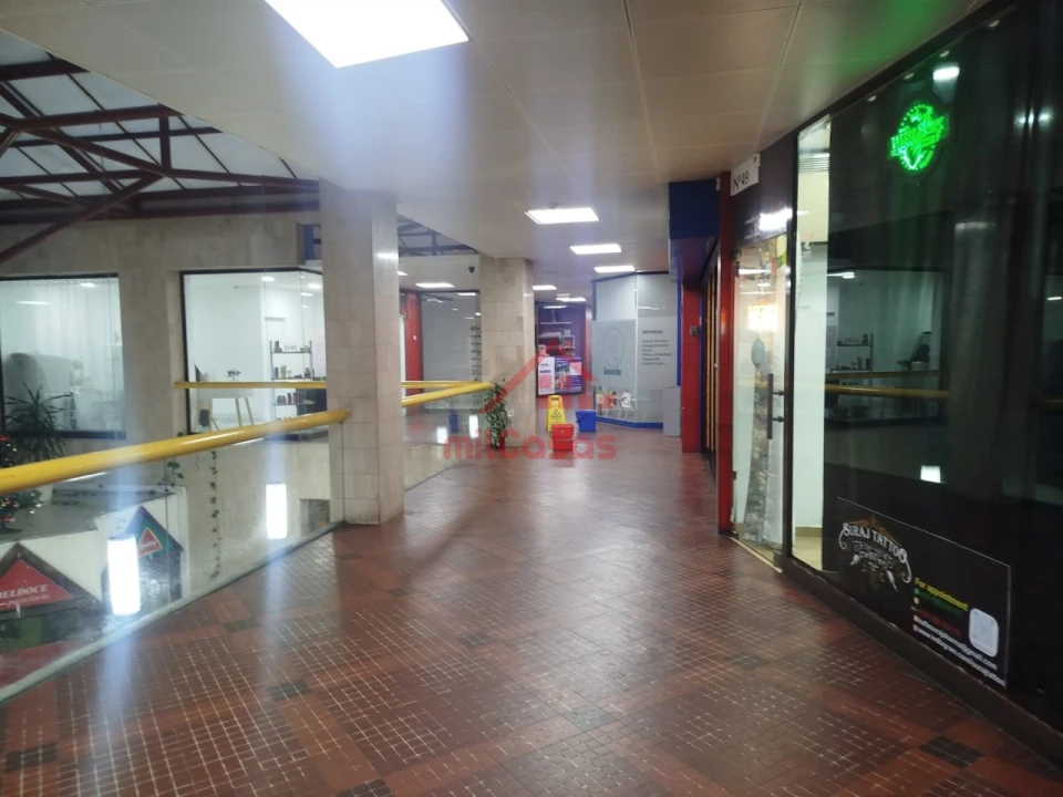 Loja para Arrendamento em Lumiar Foto 24