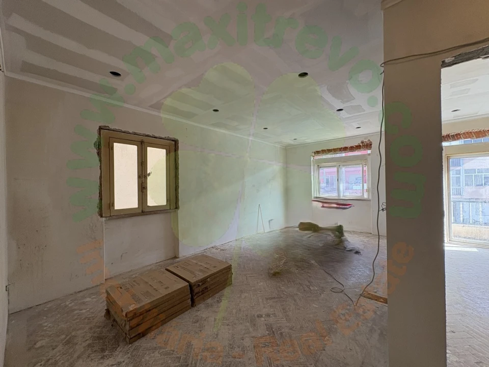 Apartamento T2 para Venda em Seixal, Arrentela e Aldeia de Paio Pires Foto 4