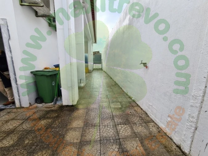 Armazém para Venda em Fernao Ferro Foto 6