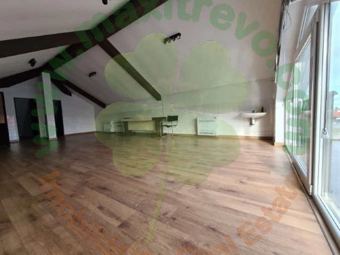 Armazém para Venda em Fernao Ferro Foto 13