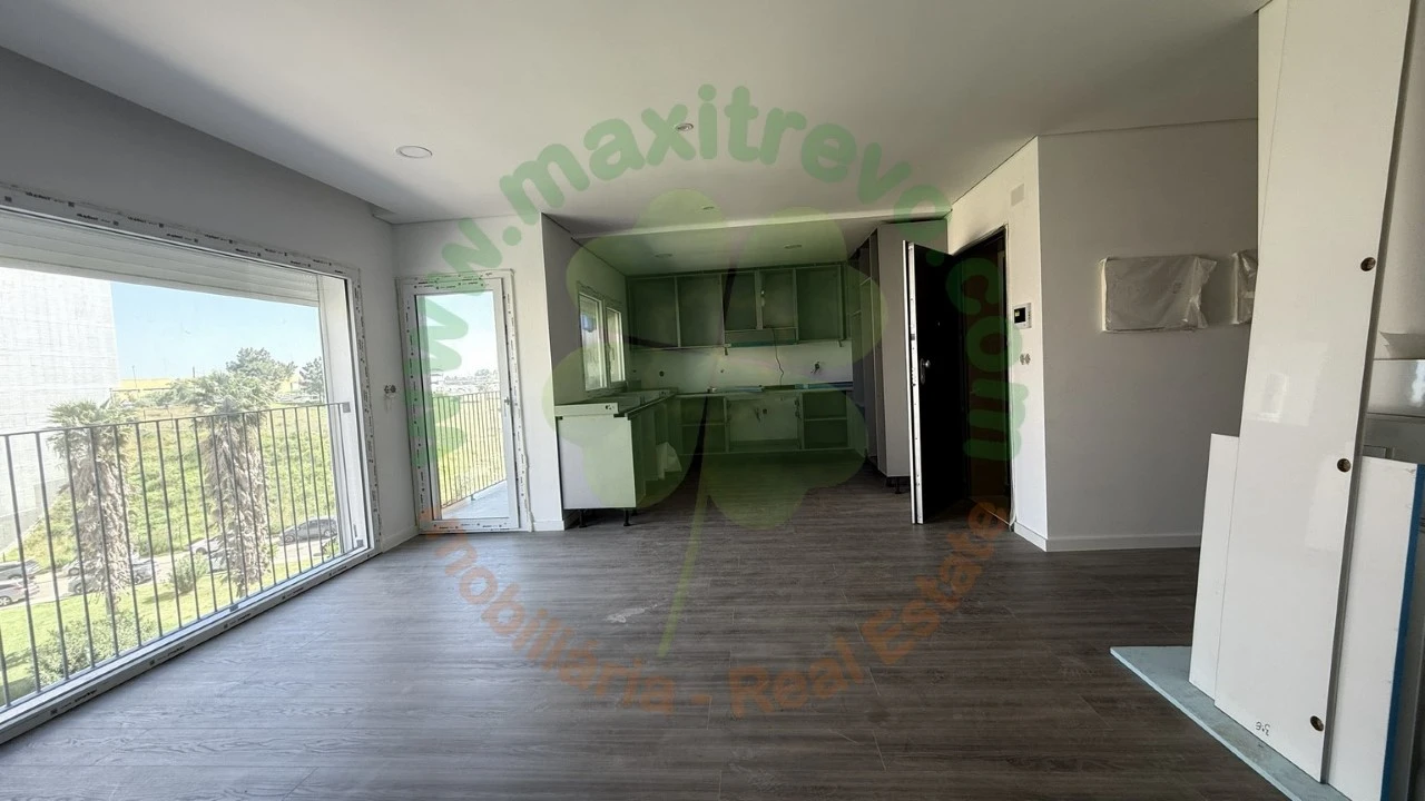 Apartamento T3 para Venda em Corroios Foto 4