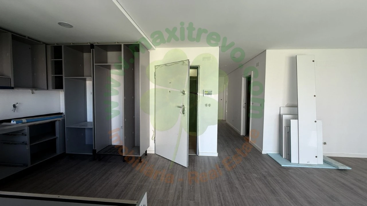 Apartamento T3 para Venda em Corroios Foto 5