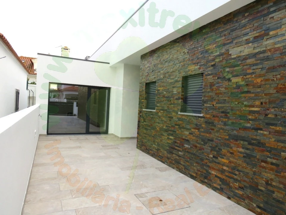 Moradia T3 para Venda em Fernao Ferro Foto 19