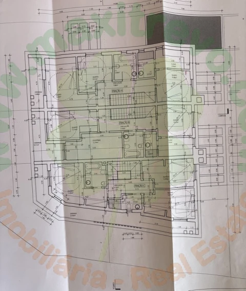 Moradia T4 para Venda em Fernao Ferro