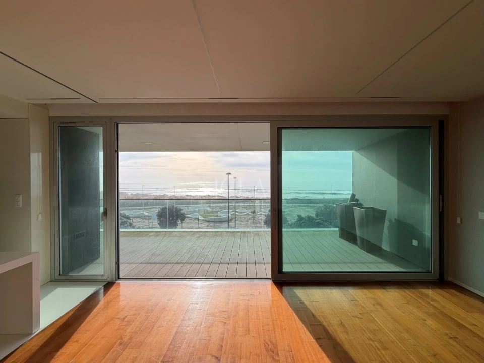 Apartamento T3 para Arrendamento em Canidelo Foto 8