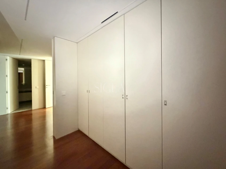 Apartamento T3 para Arrendamento em Canidelo Foto 16