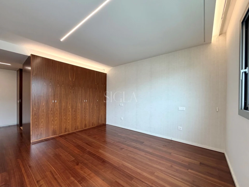 Apartamento T3 para Arrendamento em Canidelo Foto 14