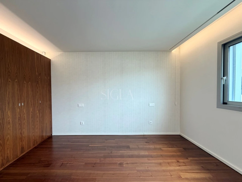 Apartamento T3 para Arrendamento em Canidelo Foto 16
