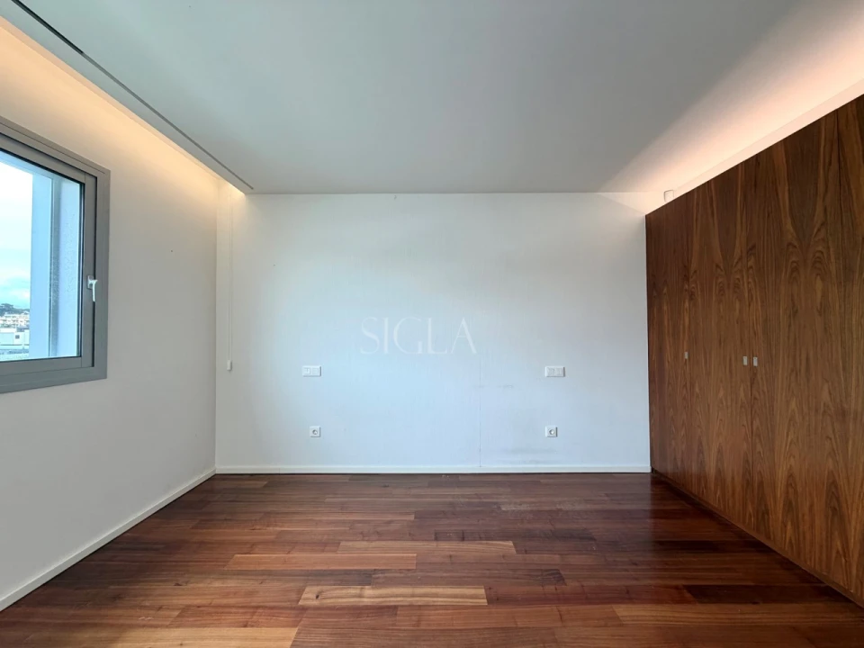 Apartamento T3 para Arrendamento em Canidelo Foto 19