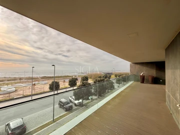 Apartamento T3 para Arrendamento em Canidelo