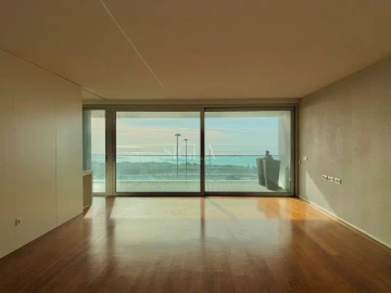 Apartamento T3 para Arrendamento em Canidelo