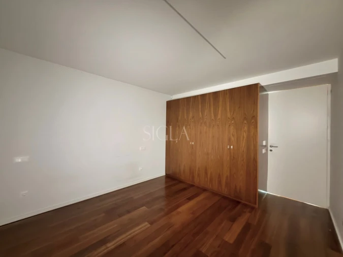 Apartamento T3 para Arrendamento em Canidelo Foto 18