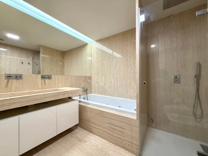 Apartamento T3 para Arrendamento em Canidelo Foto 22