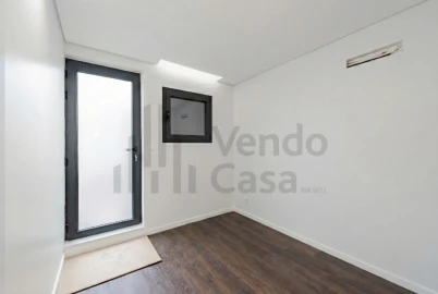 Moradia T2 para Venda em Palmeira