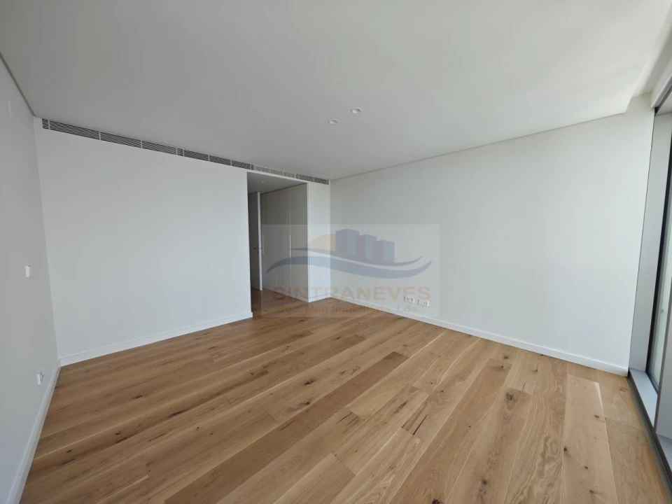 Apartamento T2 para Venda em Campolide Foto 13