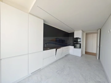Apartamento T2 para Venda em Campolide