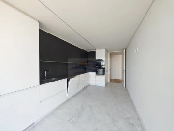Apartamento T2 para Venda em Campolide
