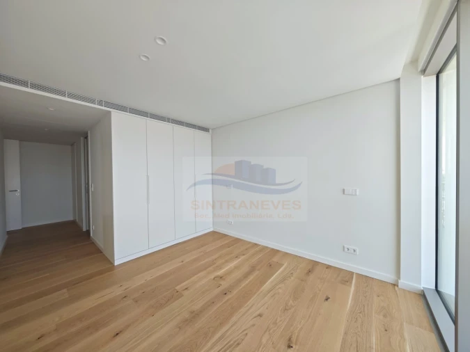 Apartamento T2 para Venda em Campolide Foto 14