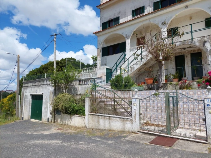 Moradia T12 para Venda em Camarate, Unhos e Apelação Foto 4