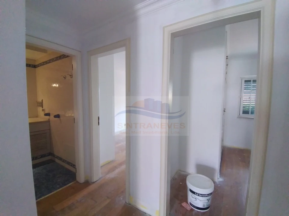 Apartamento T4 para Venda em Laranjeiro e Feijó Foto 11