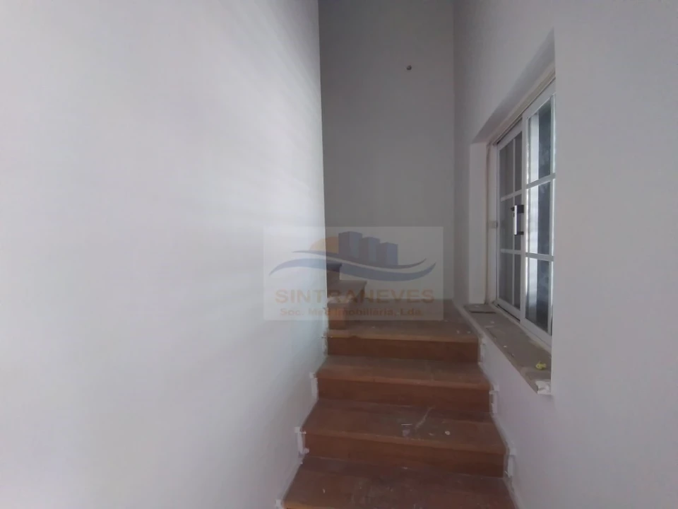 Apartamento T4 para Venda em Laranjeiro e Feijó Foto 14