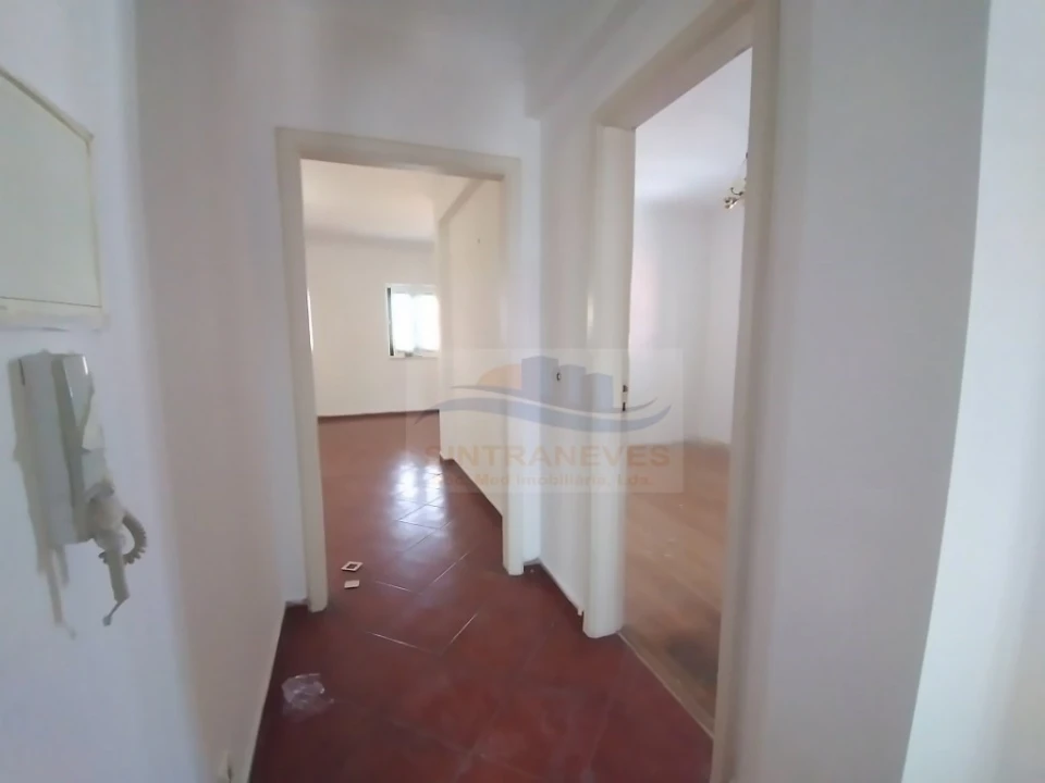 Apartamento T4 para Venda em Laranjeiro e Feijó Foto 19