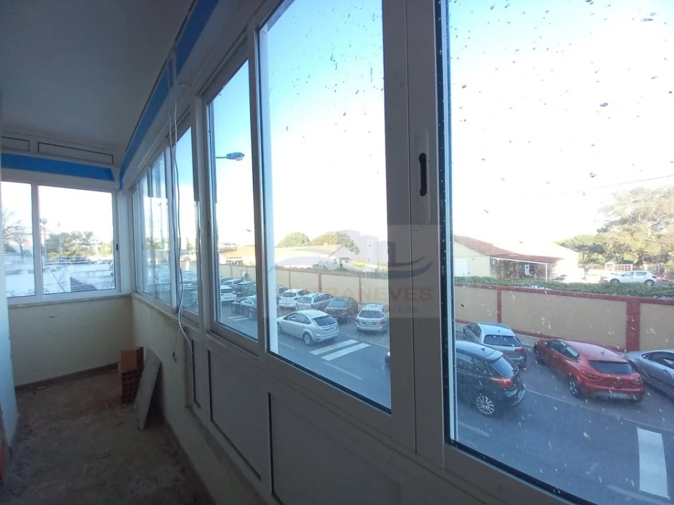 Apartamento T4 para Venda em Laranjeiro e Feijó Foto 43