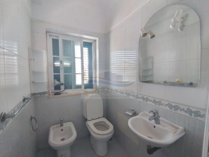 Apartamento T4 para Venda em Laranjeiro e Feijó Foto 16