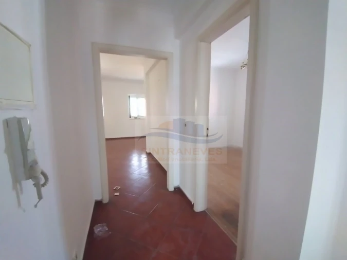 Apartamento T4 para Venda em Laranjeiro e Feijó Foto 19