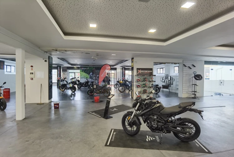 Loja para Venda em Malveira e São Miguel de Alcainça Foto 9