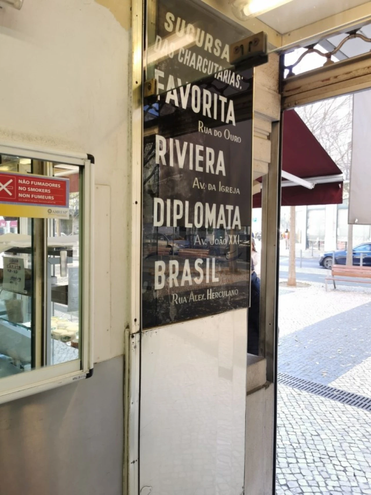 Loja para Cedência de Quotas em Avenidas Novas Foto 14
