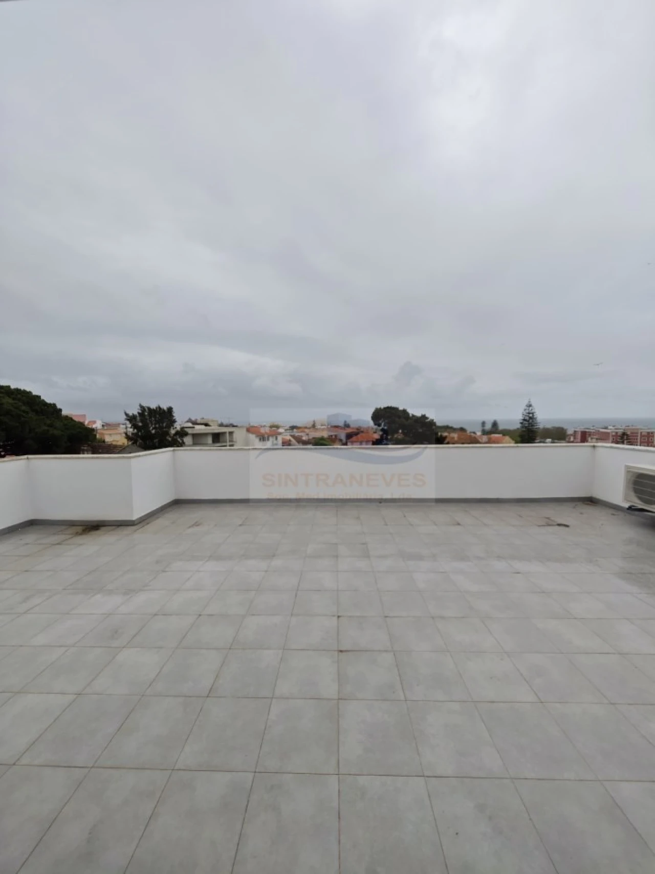 Apartamento T3 para Venda em Carcavelos e Parede Foto 17