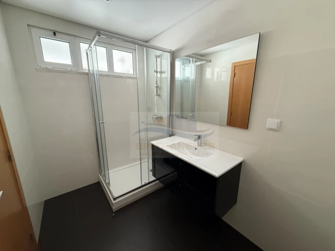 Apartamento T3 para Venda em Carcavelos e Parede Foto 10