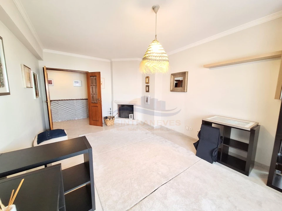 Apartamento T1 para Venda em Cacém e São Marcos Foto 3